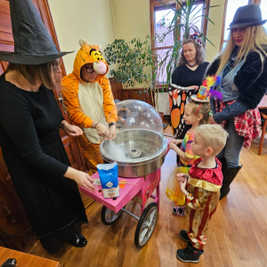 Poczęstunek watą cukrową